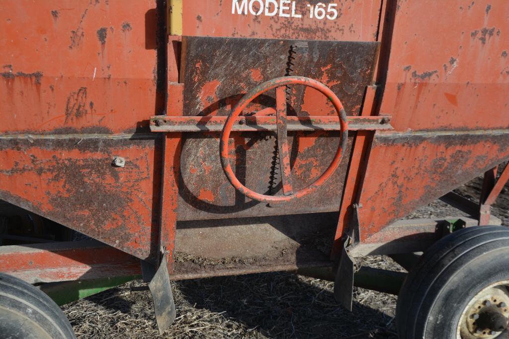 Huskee Model 165 gravity wagon on John Deere 953 running gear
