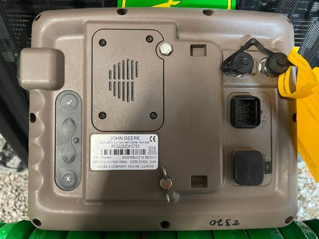 2013 John Deere GS3 2630 display
