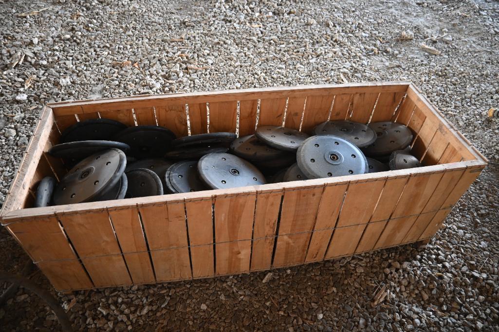 John Deere rubber closing wheels