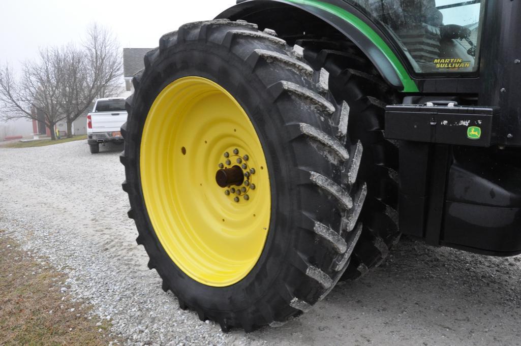 2012 John Deere 8335R MFWD tractor