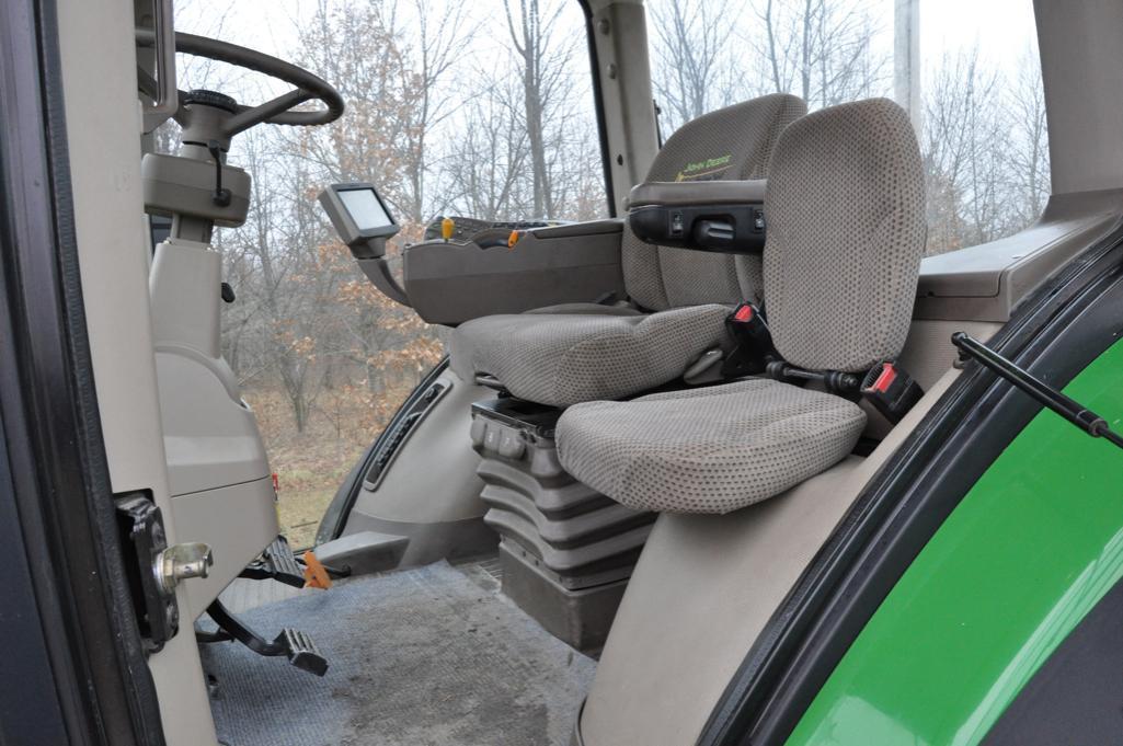 2012 John Deere 8335R MFWD tractor