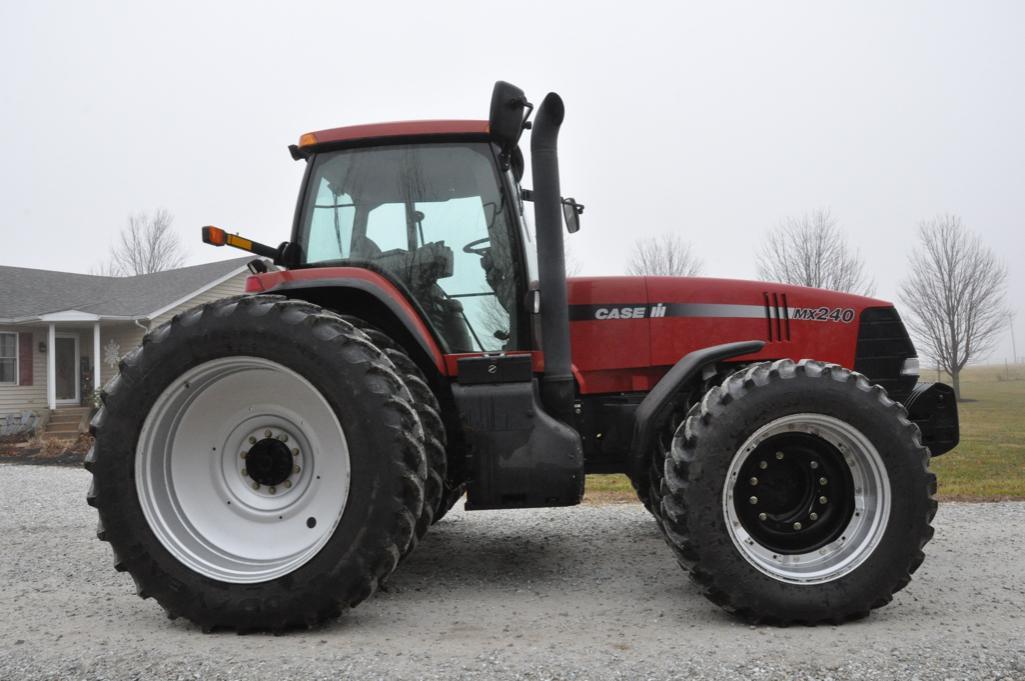 2002 Case-IH MX240 MFWD tractor