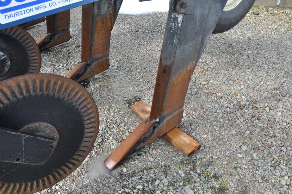 Blu-Jet SubTiller II 5-shank 3-pt. in-line ripper