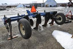 Blu-Jet SubTiller II 5-shank 3-pt. in-line ripper