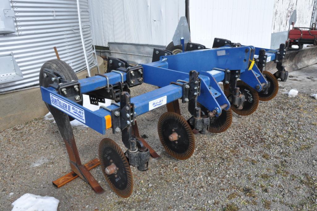Blu-Jet SubTiller II 5-shank 3-pt. in-line ripper