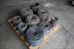Large quantity of barb wire