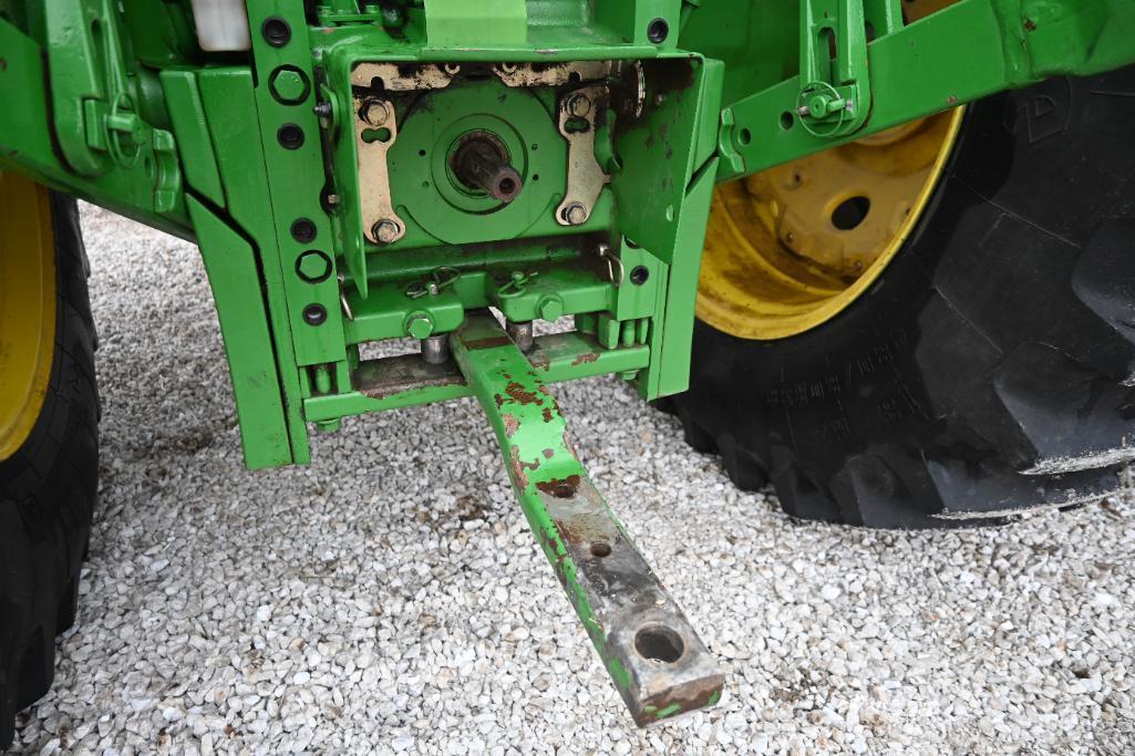2003 John Deere 7220 2wd tractor