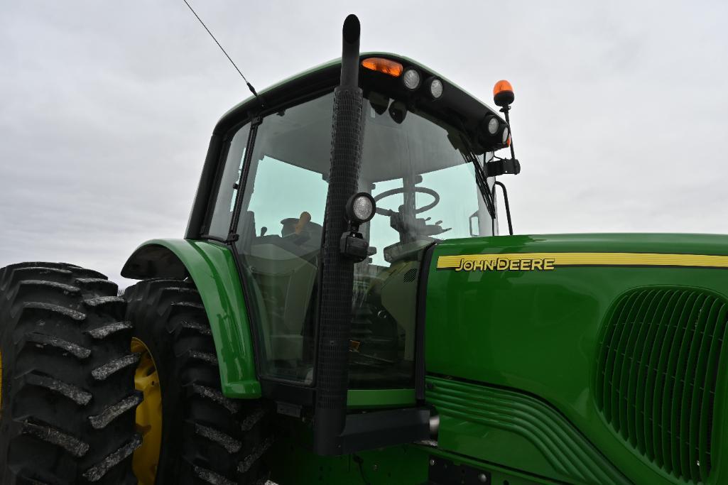 2003 John Deere 7220 2wd tractor