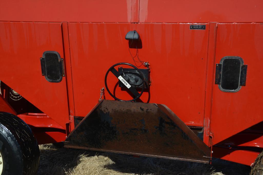 Unferverth 630 gravity wagon