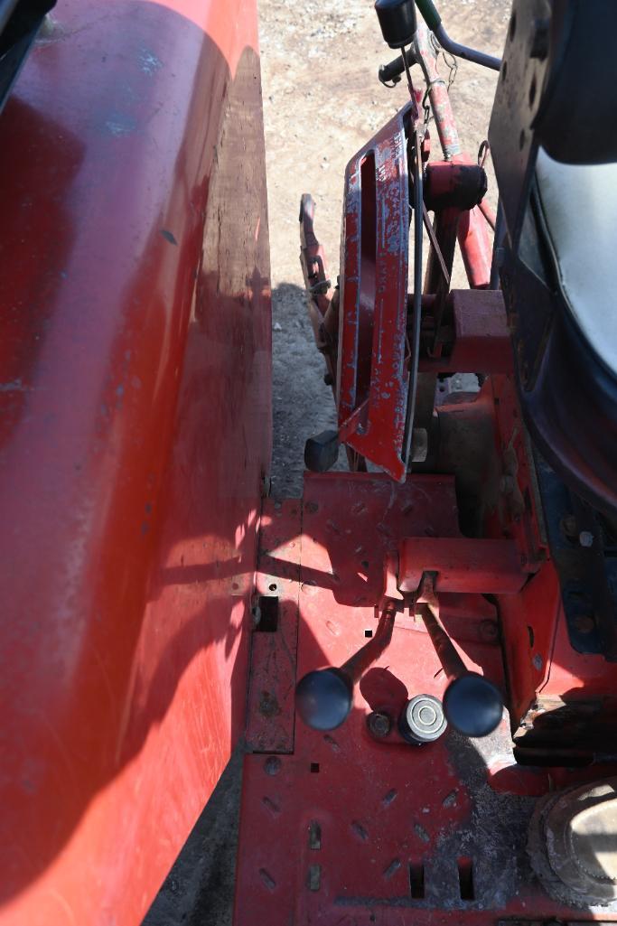 International 766 2wd tractor
