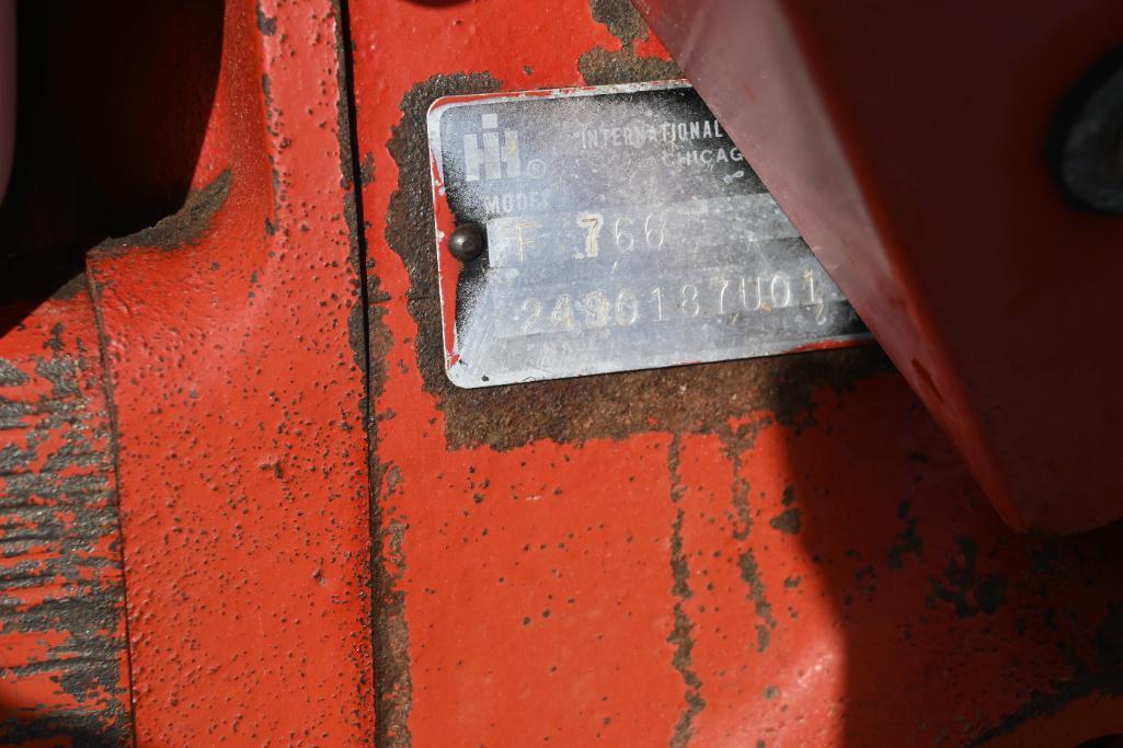 International 766 2wd tractor
