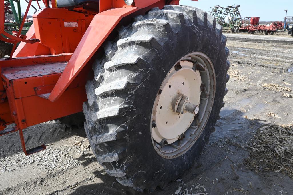 1973 Allis Chalmers 200 2wd tractor