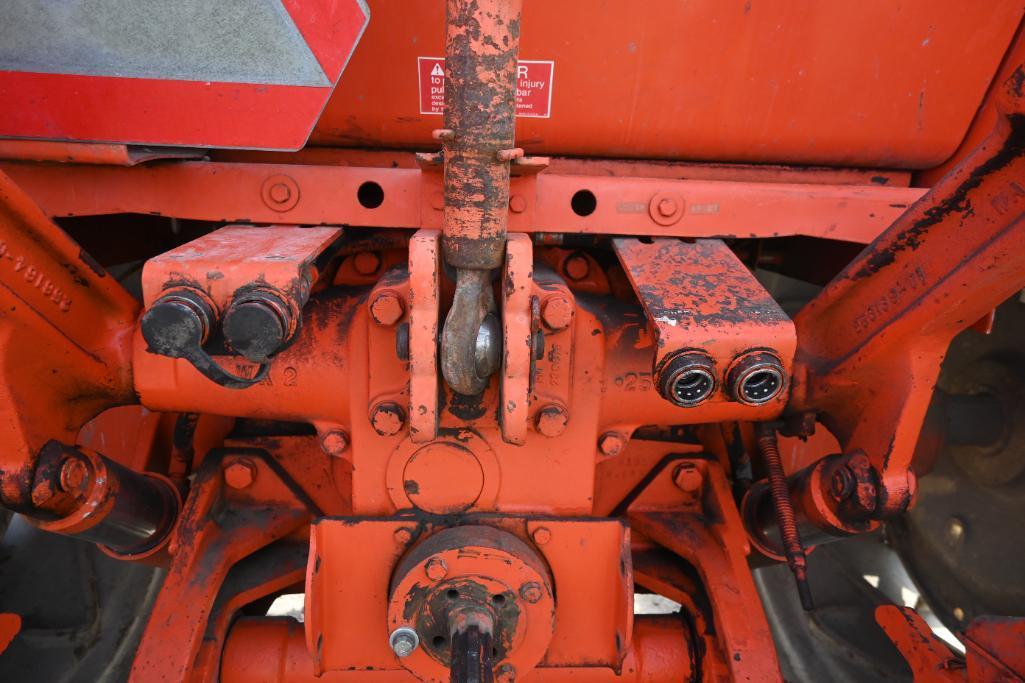 1973 Allis Chalmers 200 2wd tractor