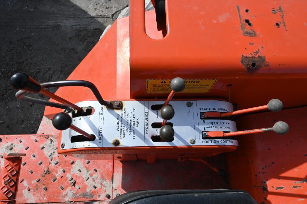 1973 Allis Chalmers 200 2wd tractor