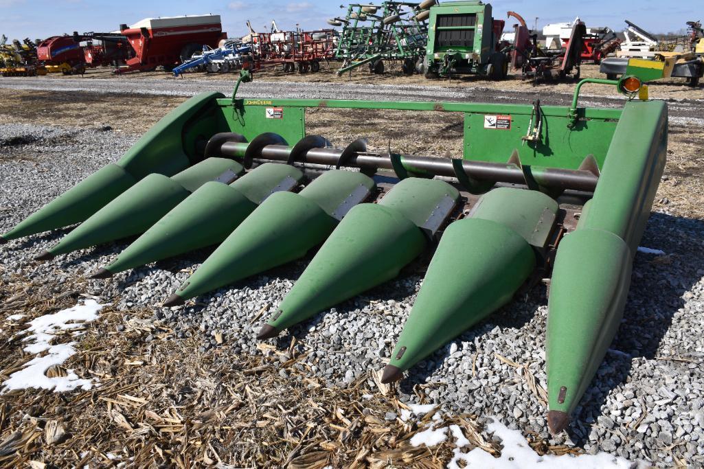 2001 John Deere 693 6 row 30" corn head