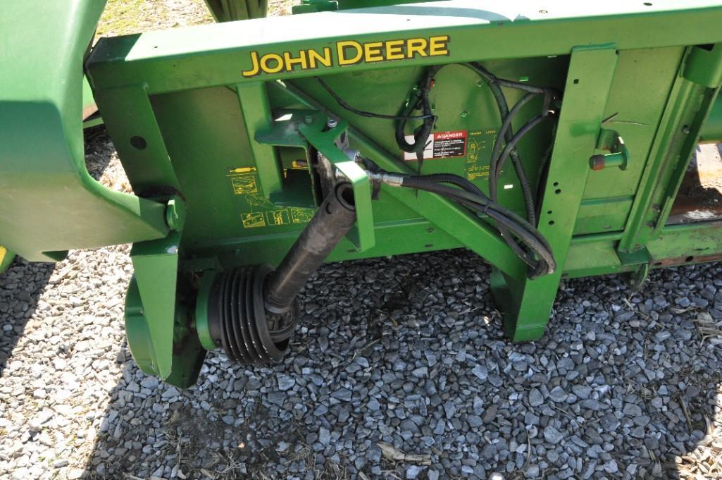 2005 John Deere 693 6 row 30" corn head