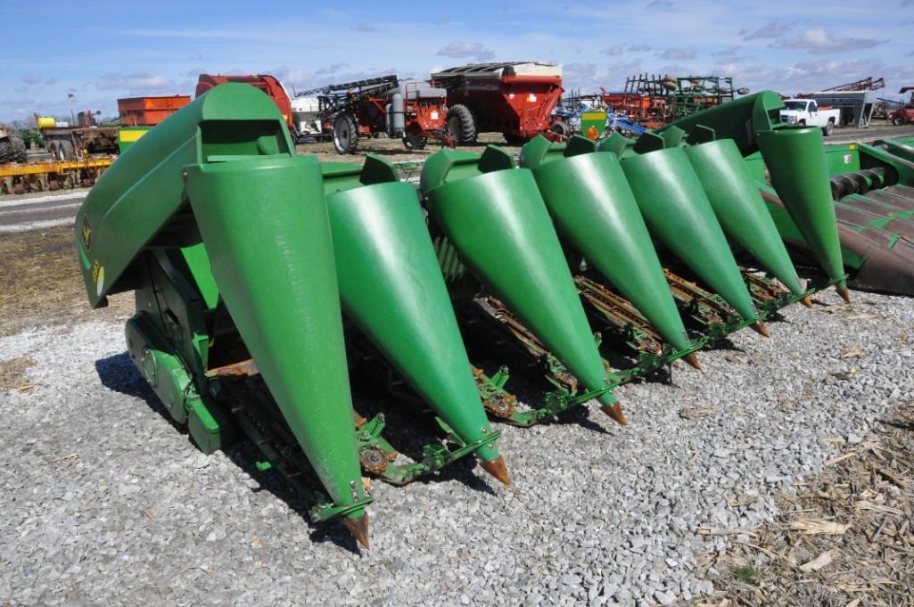 2005 John Deere 693 6 row 30" corn head