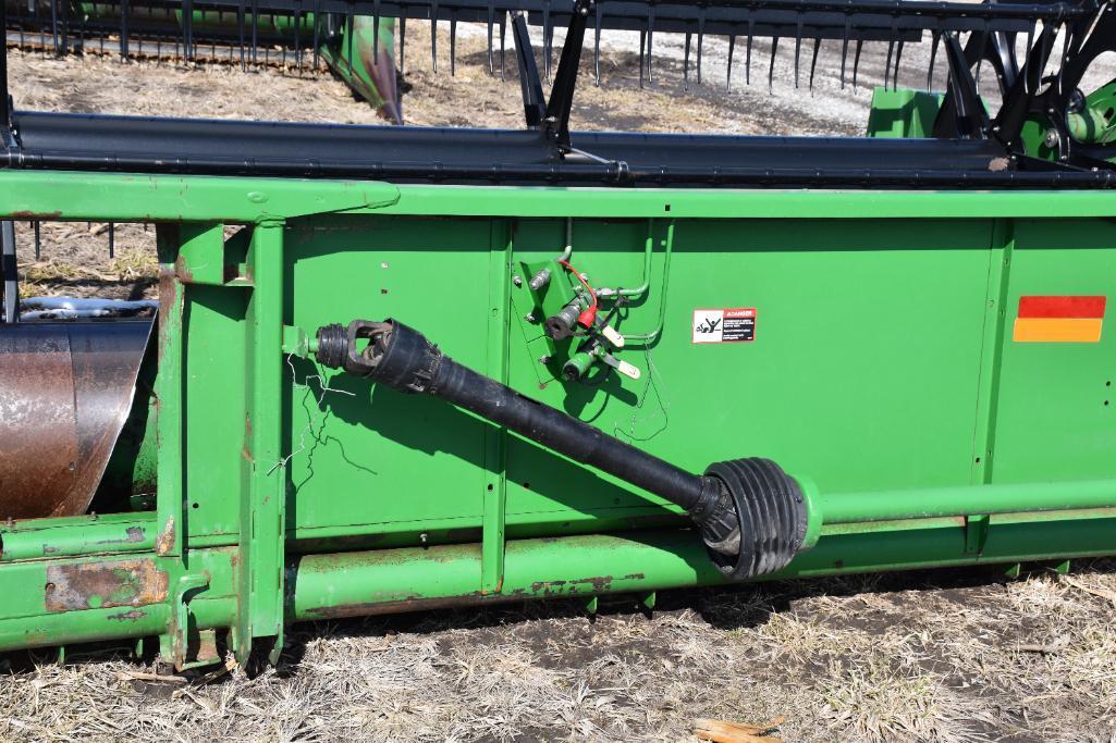 2003 John Deere 925F 25' grain platform