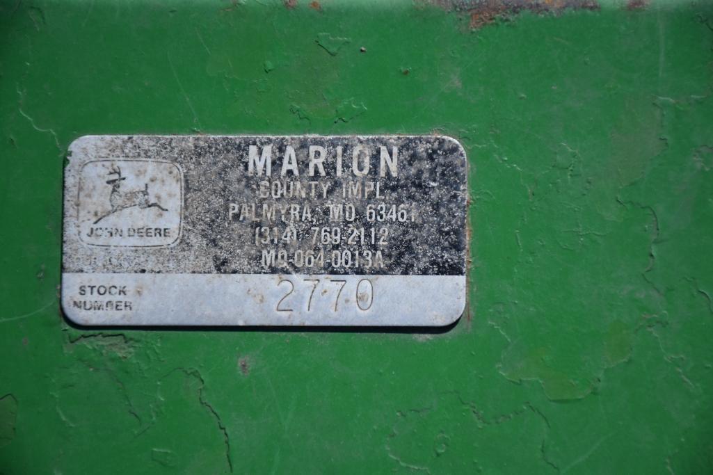 John Deere 643 6 row 30" corn head
