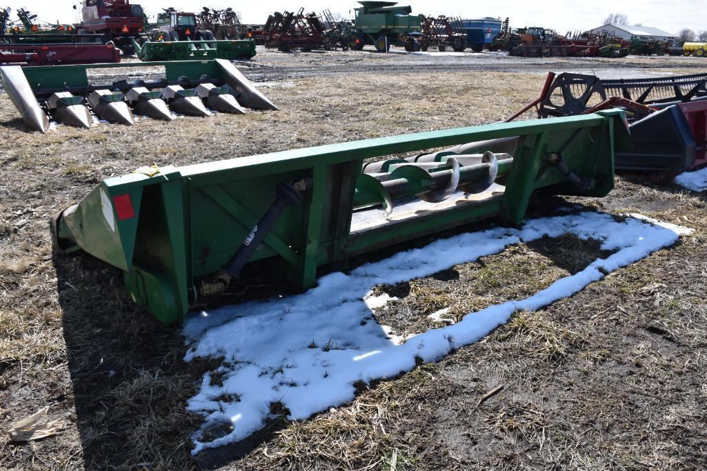 John Deere 643 6 row 30" corn head