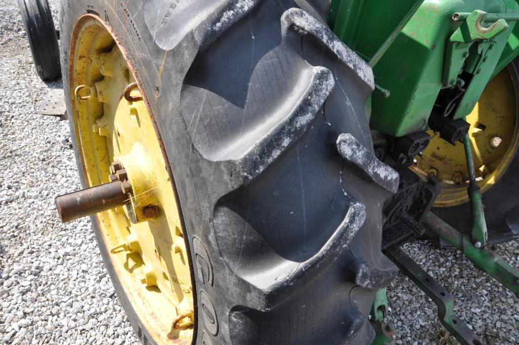 John Deere 4010 2wd tractor