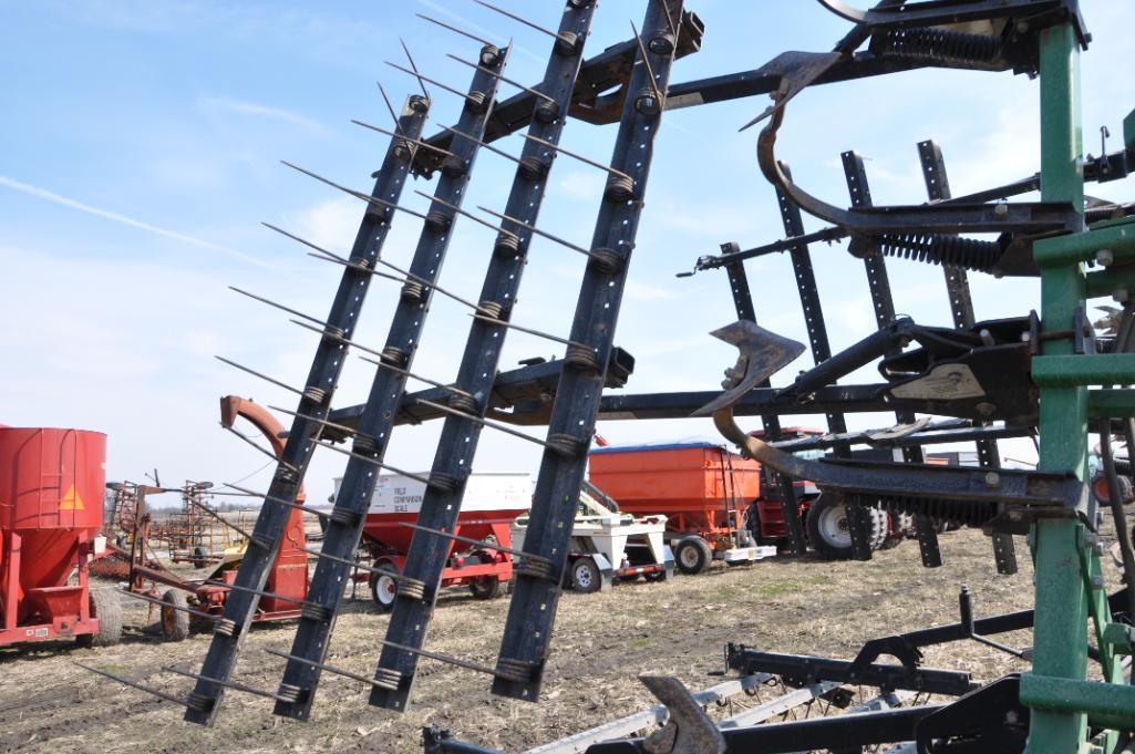 Brent HCV2000 28' field cultivator