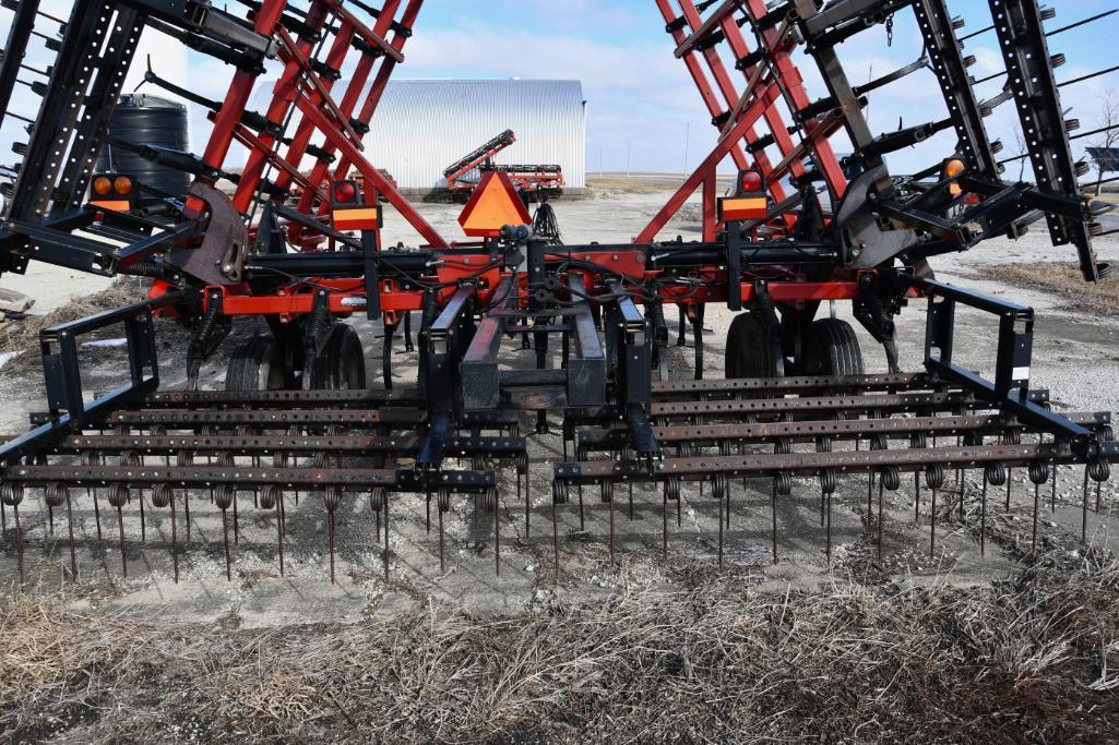 Case-IH Tigermate 38.5' field cultivator