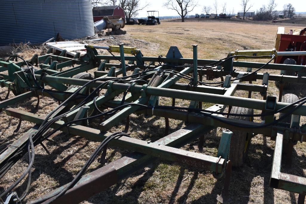 John Deere field cultivator