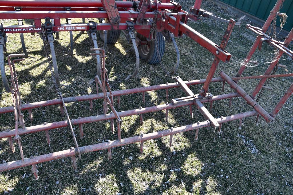 International 4500 24' field cultivator