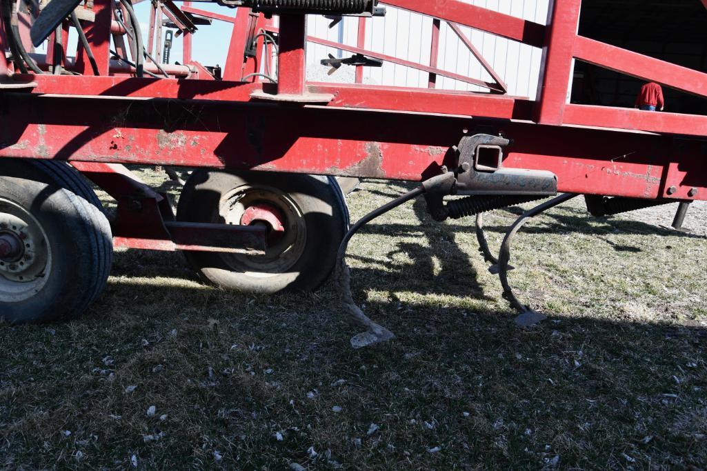 International 4500 24' field cultivator