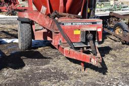 Case-IH 1350 grinder mixer
