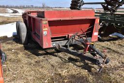 Case-IH 575 manure spreader