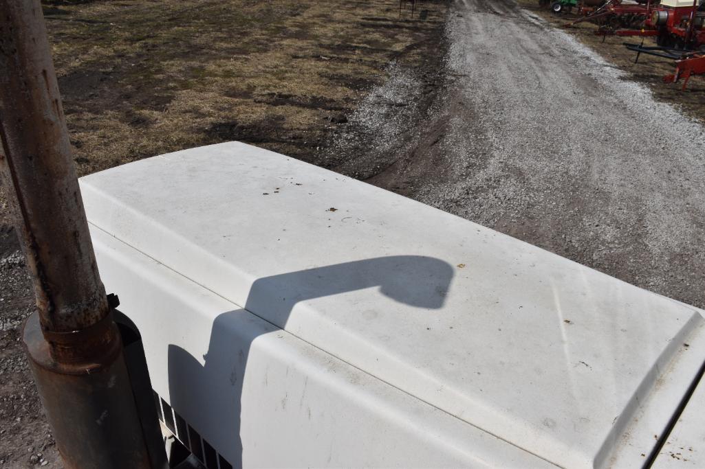 Case 2590 2wd tractor