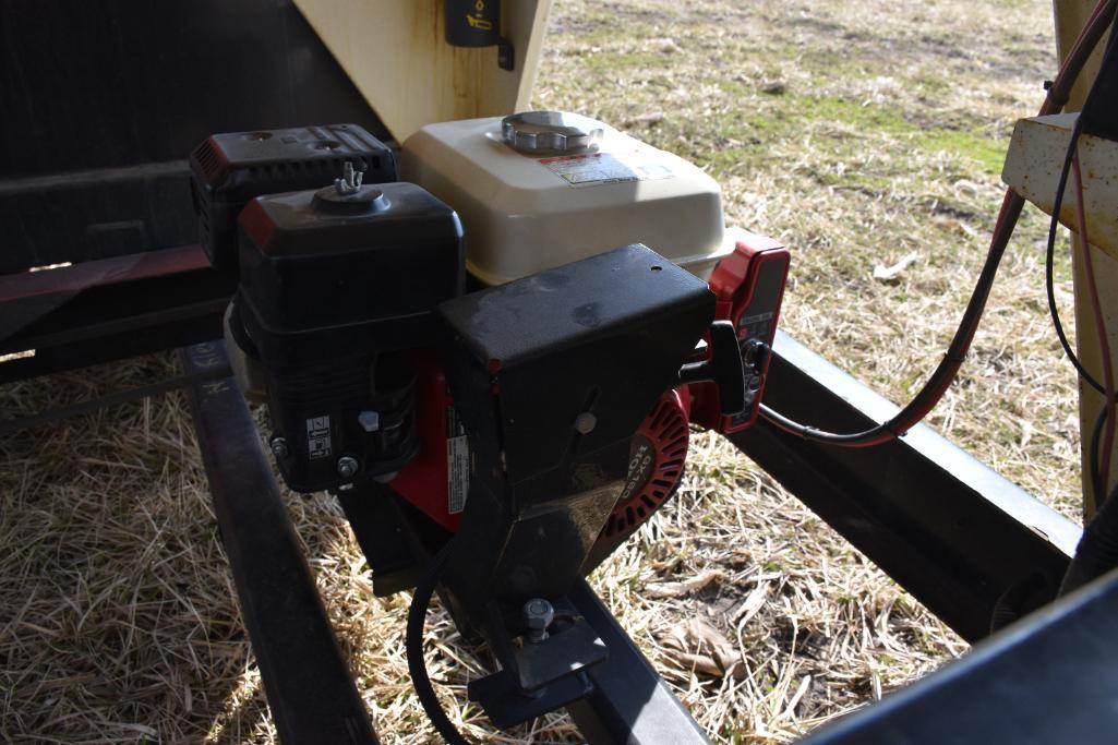 Friesen 2 box seed tender