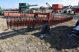 Yetter 3428 28' 3-pt. rotary hoe