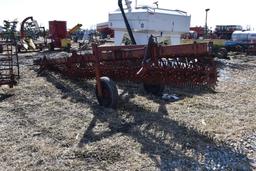 Yetter 3428 28' 3-pt. rotary hoe