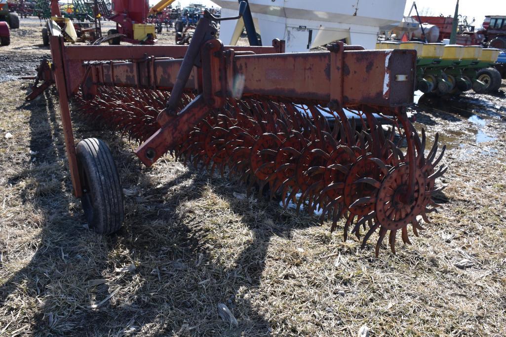 Yetter 3428 28' 3-pt. rotary hoe