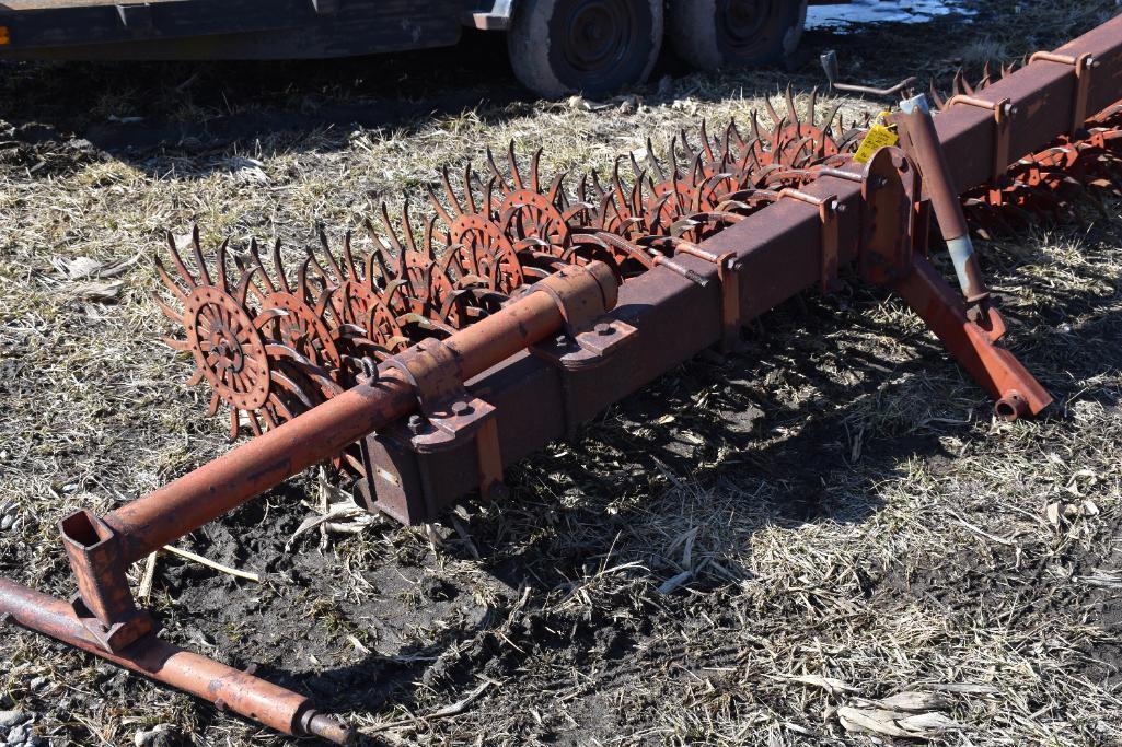 Yetter 3428 28' 3-pt. rotary hoe