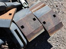 (11) 9" Reversible bucket cutting edge segments