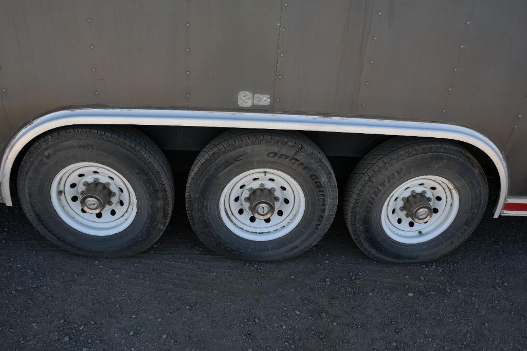 2006 Pace 34' cargo trailer