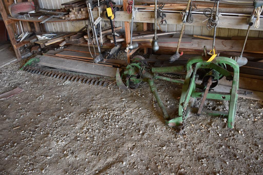 John Deere 7 ft. 3-point sickle bar mower