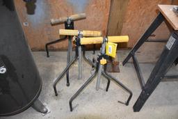 (3) Adjustable stock rollers