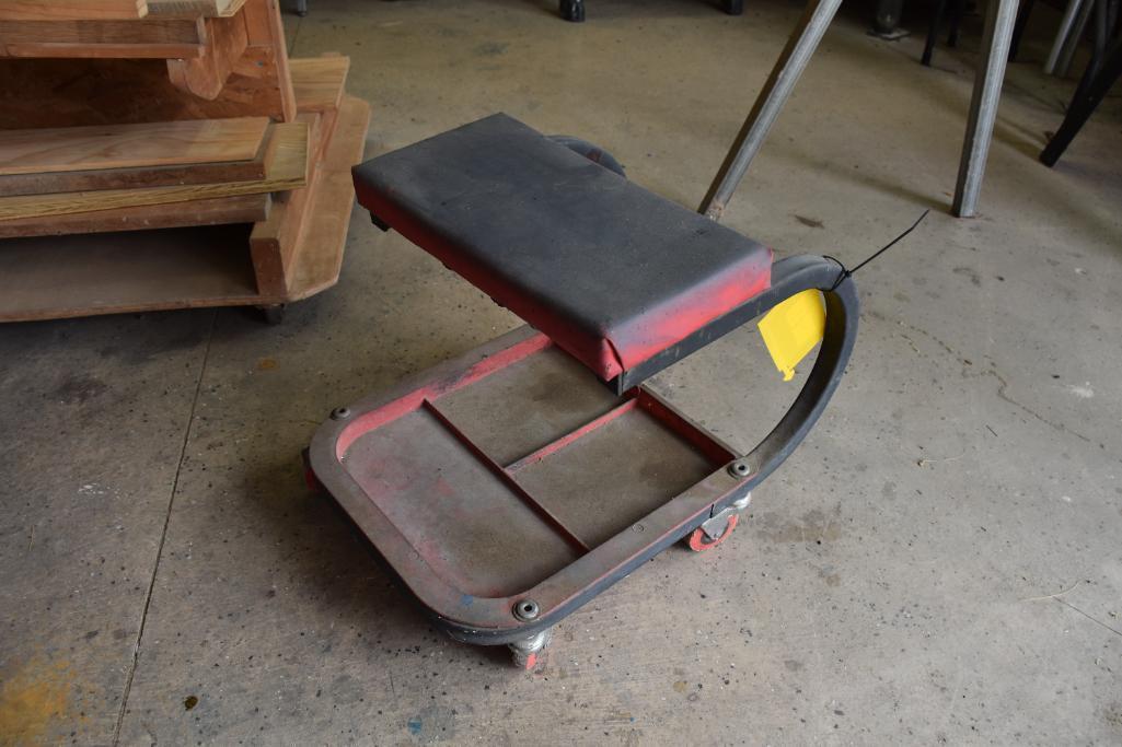 Craftsman rolling shop stool