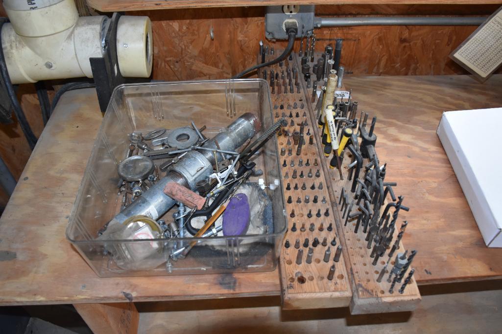 Large assortment of drill head attachments