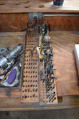 Large assortment of drill head attachments
