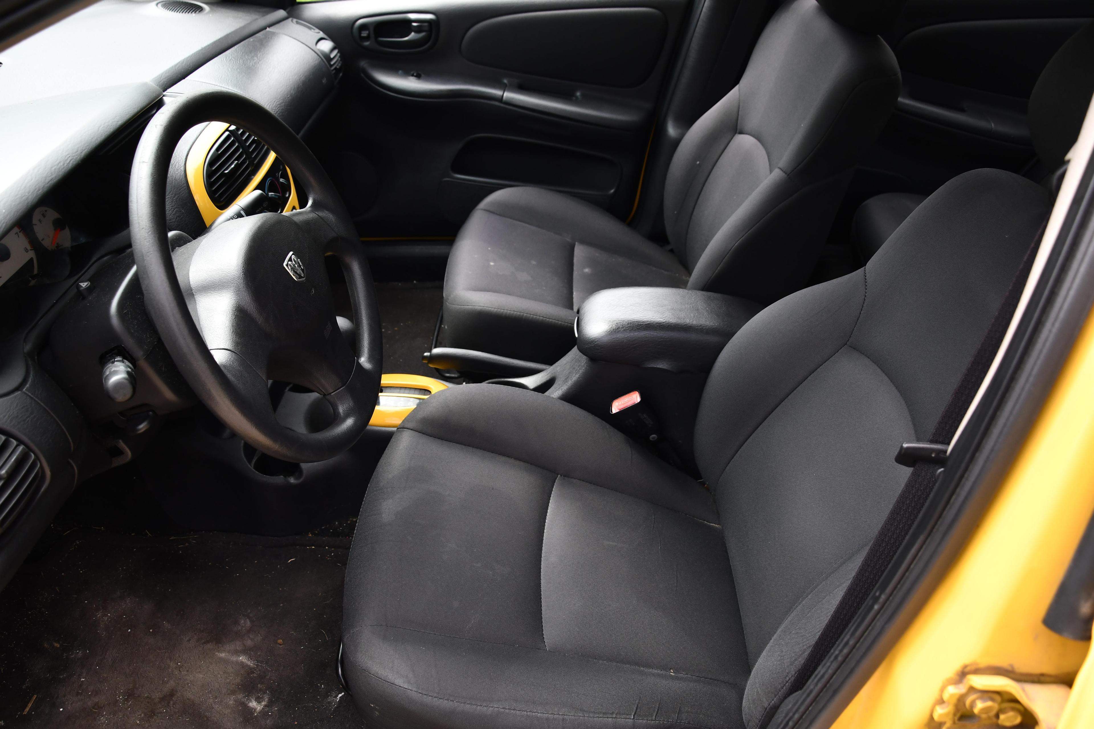 2004 Dodge Neon SXT