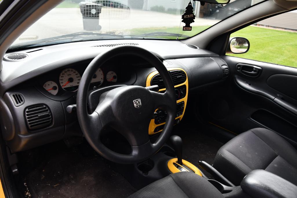 2004 Dodge Neon SXT