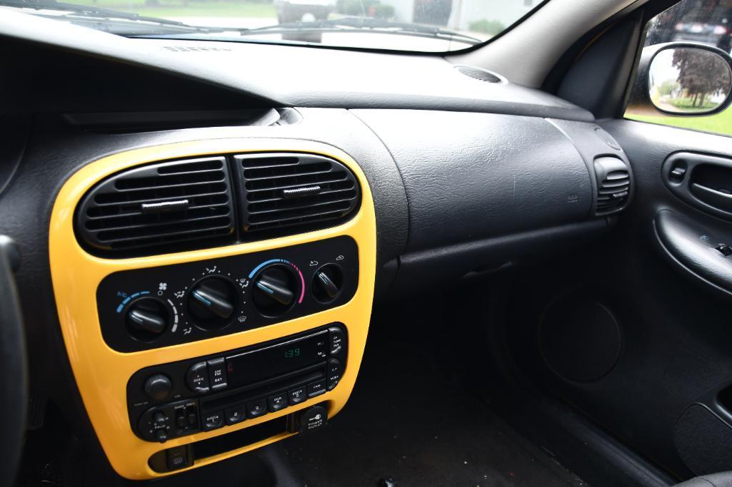 2004 Dodge Neon SXT