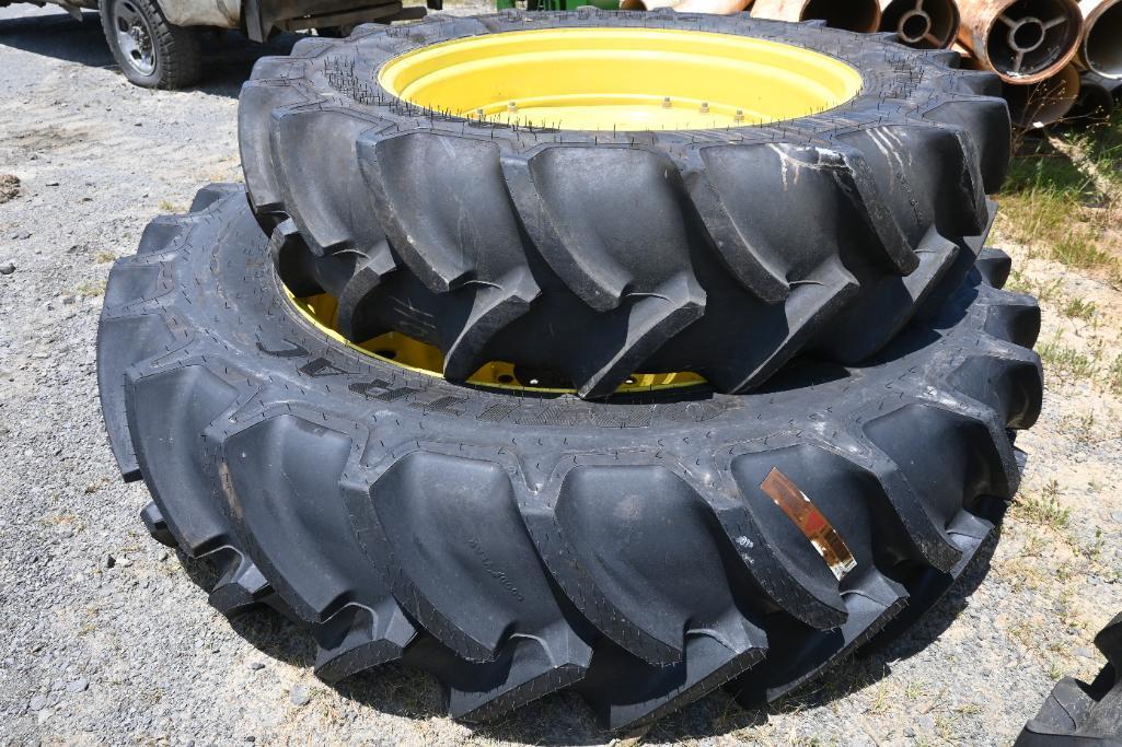 2017 John Deere 8345R MFWD tractor