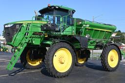 2020 John Deere R4038 self-propelled spreader